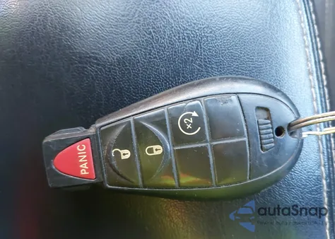 2016 Jeep Cherokee Latitude z USA, uszkodzony, nr VIN 1C4PJMCS7GW335098